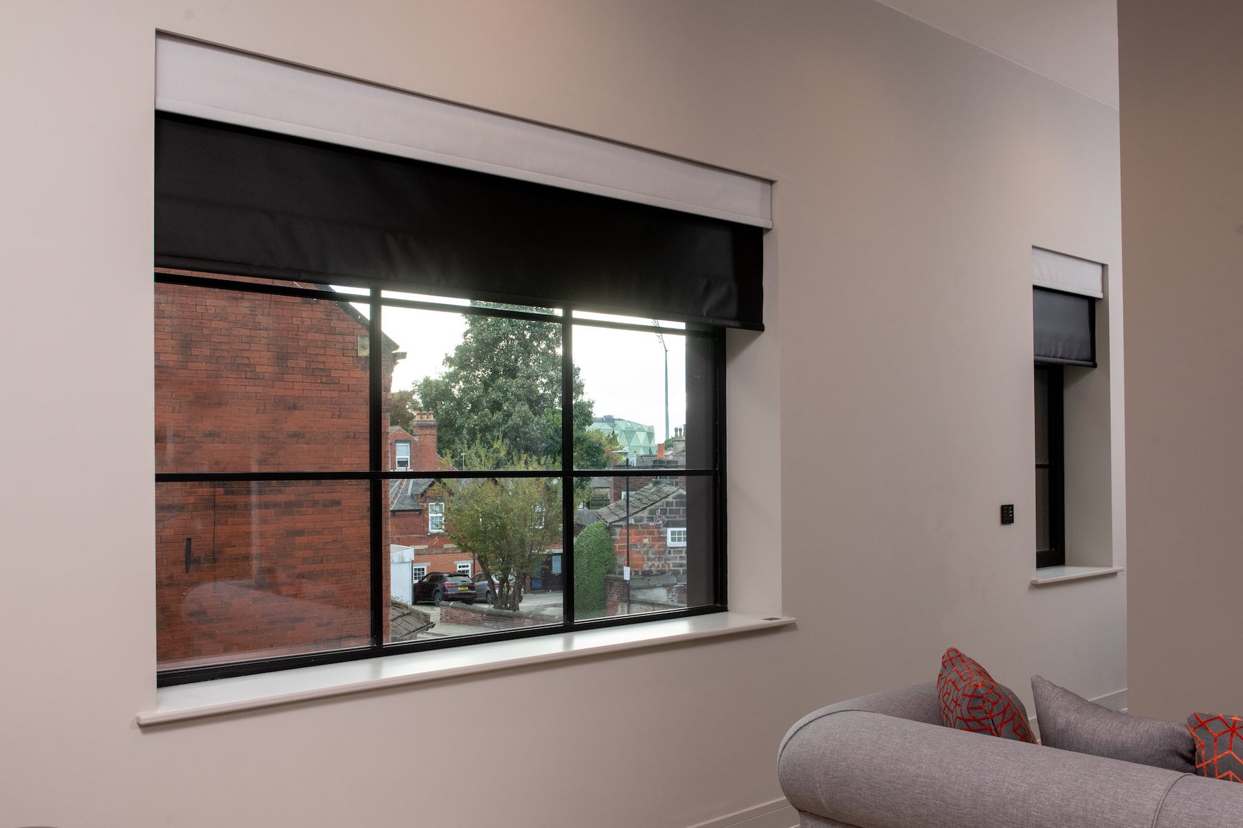 the-old-police-station-aparthotel-horsforth-black-sheer-blinds